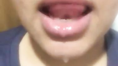 متناكة عاوزة زوبر في بؤها وبزازها روووعة نااار