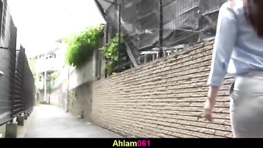 أنيك زوجة أبي  و أدخل في كسها الزبي في غياب أبي مترجم