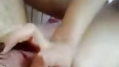 hot arab teen drunk. شرموطة سورية خبرة تمص إير حبيبا