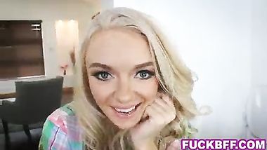 سكس ثلاثي محارم مع شاب محظوظ