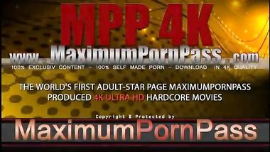 المدير ينيك طيز العاملة الشرموطة