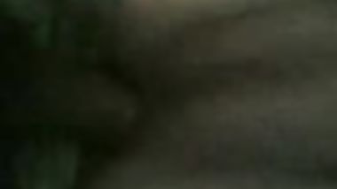 شرموطة لبنانية تتفشخ من زب جامد