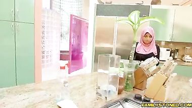 الفرسة المحجبة وجوز اختها