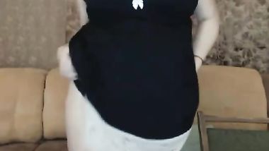 بنت عسلية اوربية ذي المهلبية عيونها سكسية