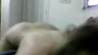 شرموطة شامية تمص لصاحبه زبه وهي مكسوفة